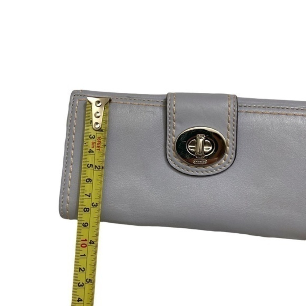 Coach vintage y2k light purple lavender periwinkle leather turnlock wallet - Picture 4 of 12